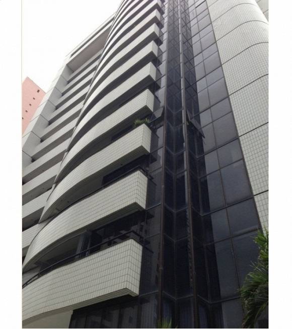 Foto 1 de Apartamento com 4 Quartos à venda, 276m² em Meireles, Fortaleza