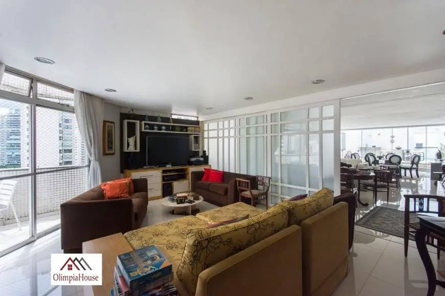 Foto 2 de Apartamento com 4 Quartos para alugar, 600m² em Moema, São Paulo