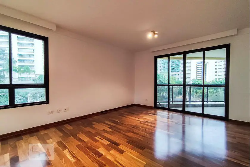 Foto 2 de Apartamento com 4 Quartos para alugar, 221m² em Morumbi, São Paulo