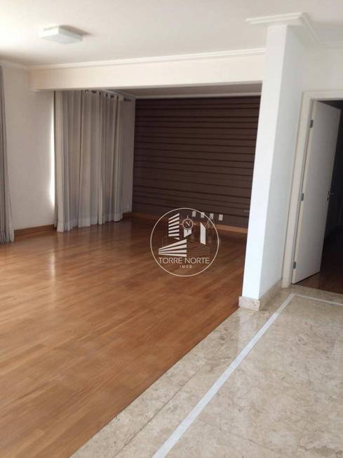 Foto 1 de Apartamento com 4 Quartos para alugar, 261m² em Morumbi, São Paulo