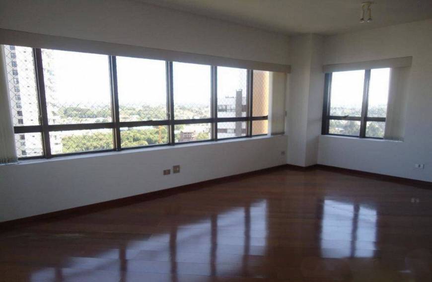 Foto 1 de Apartamento com 4 Quartos para venda ou aluguel, 258m² em Mossunguê, Curitiba
