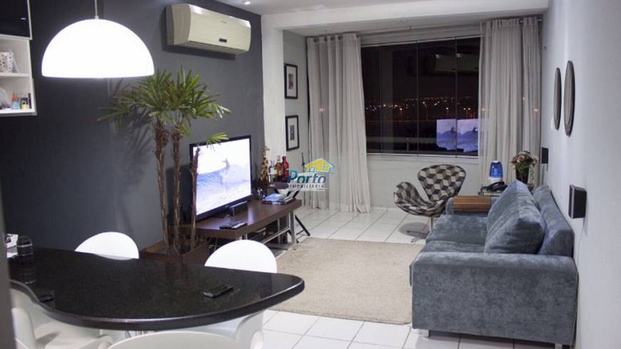 Foto 2 de Apartamento com 4 Quartos à venda, 99m² em Noivos, Teresina