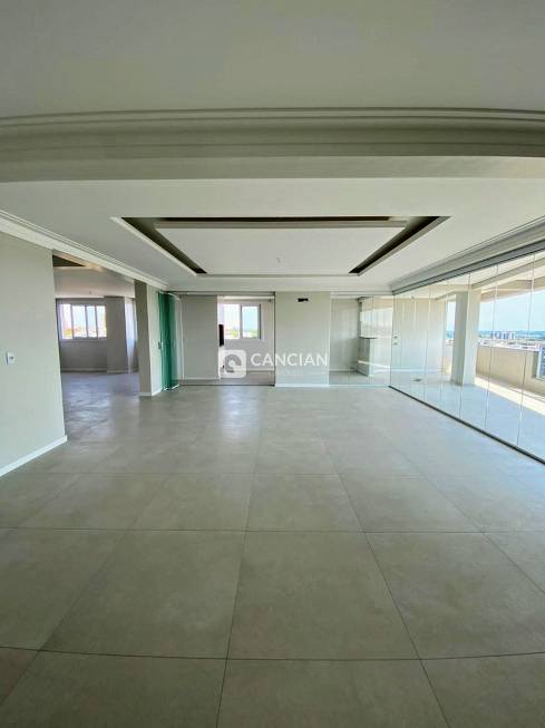 Foto 5 de Apartamento com 4 Quartos à venda, 275m² em Nossa Senhora de Fátima, Santa Maria
