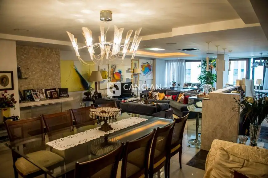 Foto 4 de Apartamento com 4 Quartos para venda ou aluguel, 187m² em Nossa Senhora Medianeira, Santa Maria