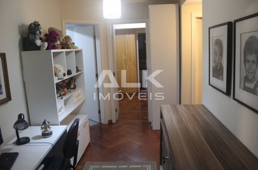 Foto 5 de Apartamento com 4 Quartos à venda, 132m² em Paraíso, São Paulo