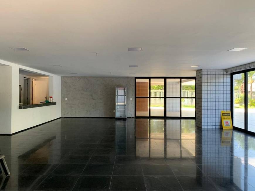 Foto 5 de Apartamento com 4 Quartos à venda, 195m² em Patriolino Ribeiro, Fortaleza