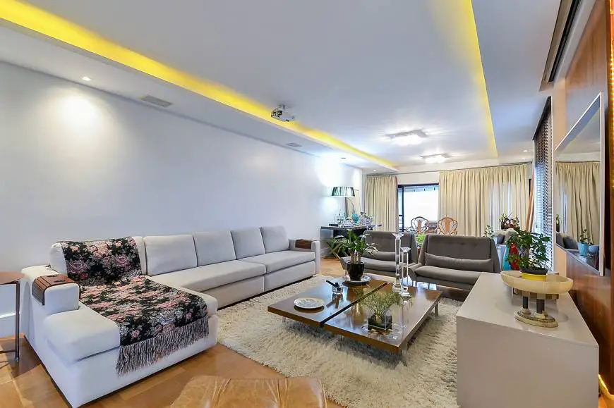 Foto 3 de Apartamento com 4 Quartos para alugar, 190m² em Perdizes, São Paulo