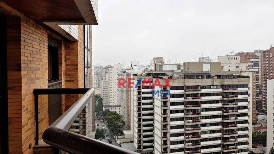 Foto 2 de Apartamento com 4 Quartos para alugar, 223m² em Perdizes, São Paulo