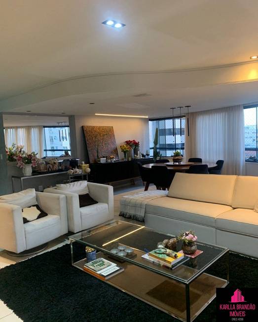 Foto 1 de Apartamento com 4 Quartos à venda, 180m² em Petrópolis, Natal