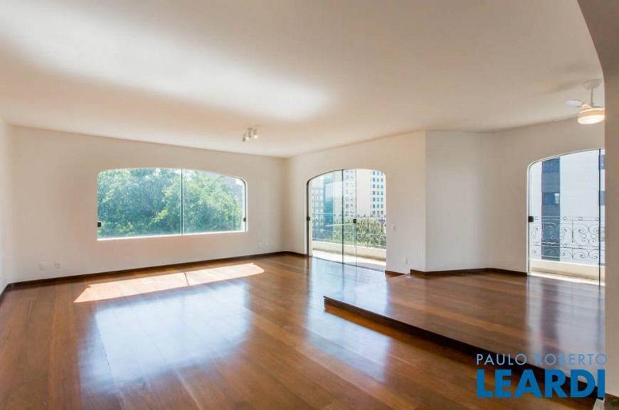Foto 1 de Apartamento com 4 Quartos à venda, 232m² em Pinheiros, São Paulo