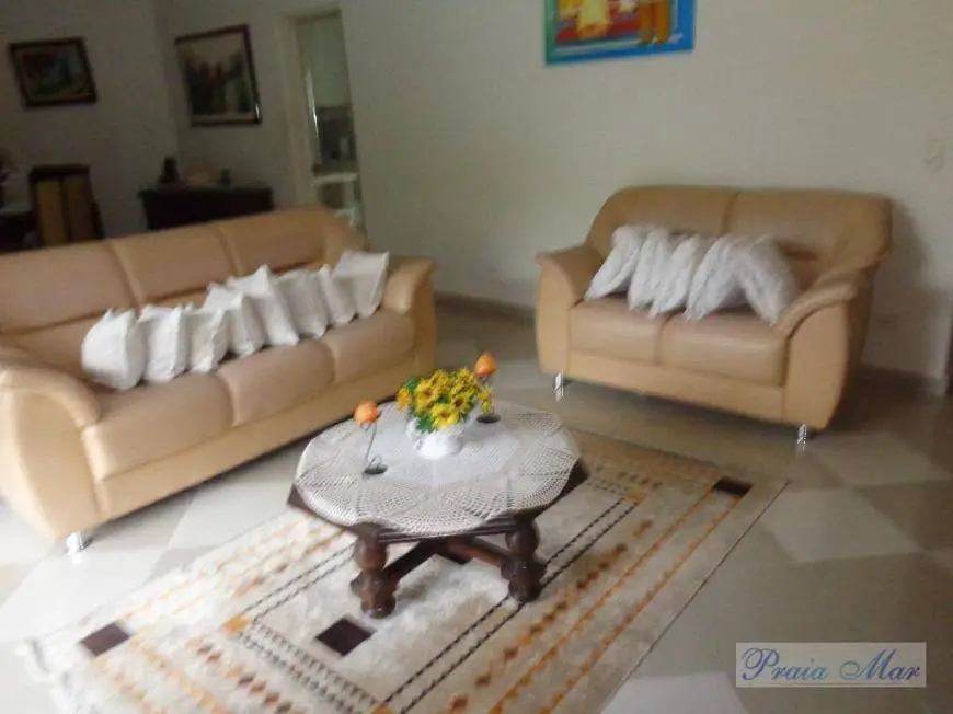 Foto 2 de Apartamento com 4 Quartos à venda, 145m² em Pitangueiras, Guarujá