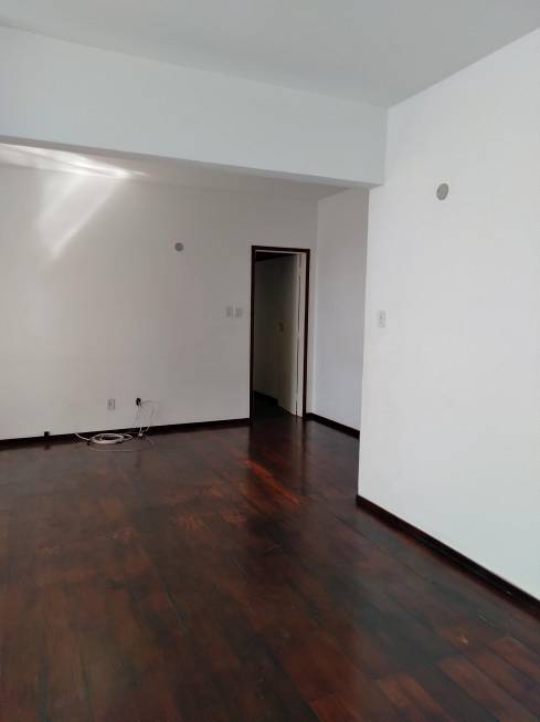 Foto 3 de Apartamento com 4 Quartos para alugar, 100m² em Pituba, Salvador