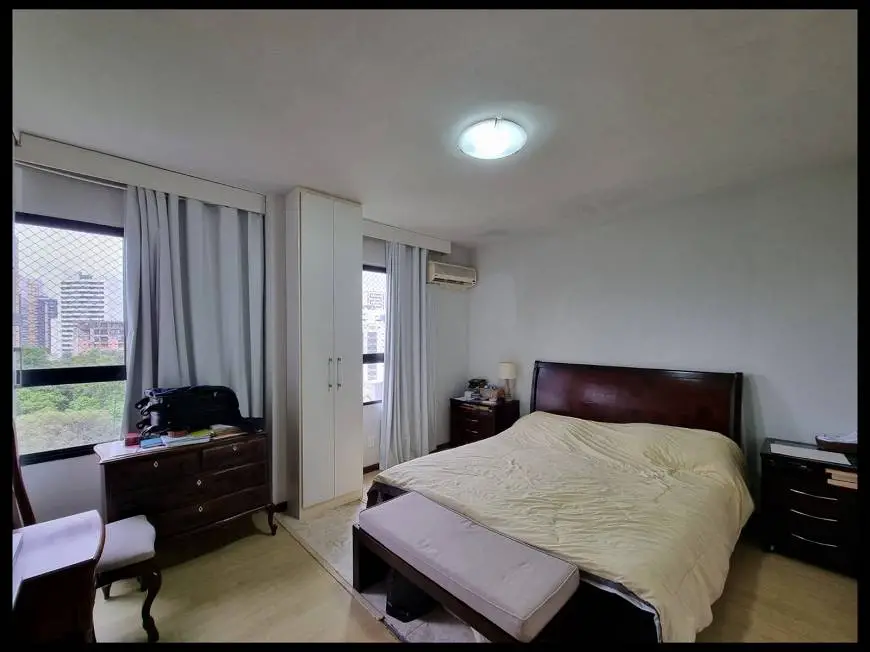 Foto 5 de Apartamento com 4 Quartos à venda, 147m² em Pituba, Salvador