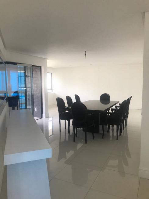 Foto 4 de Apartamento com 4 Quartos para alugar, 168m² em Pituba, Salvador