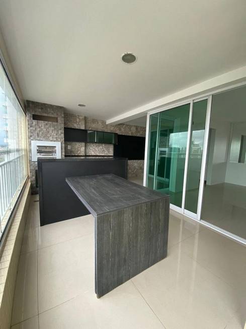 Foto 4 de Apartamento com 4 Quartos para venda ou aluguel, 240m² em Ponta D'areia, São Luís