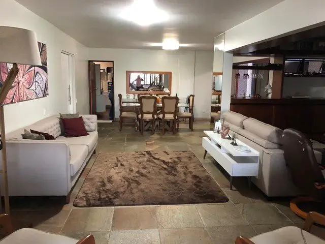 Foto 1 de Apartamento com 4 Quartos à venda, 220m² em Ponta Verde, Maceió