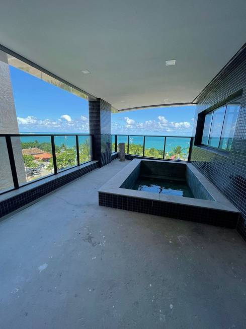 Foto 1 de Apartamento com 4 Quartos à venda, 380m² em Ponta Verde, Maceió