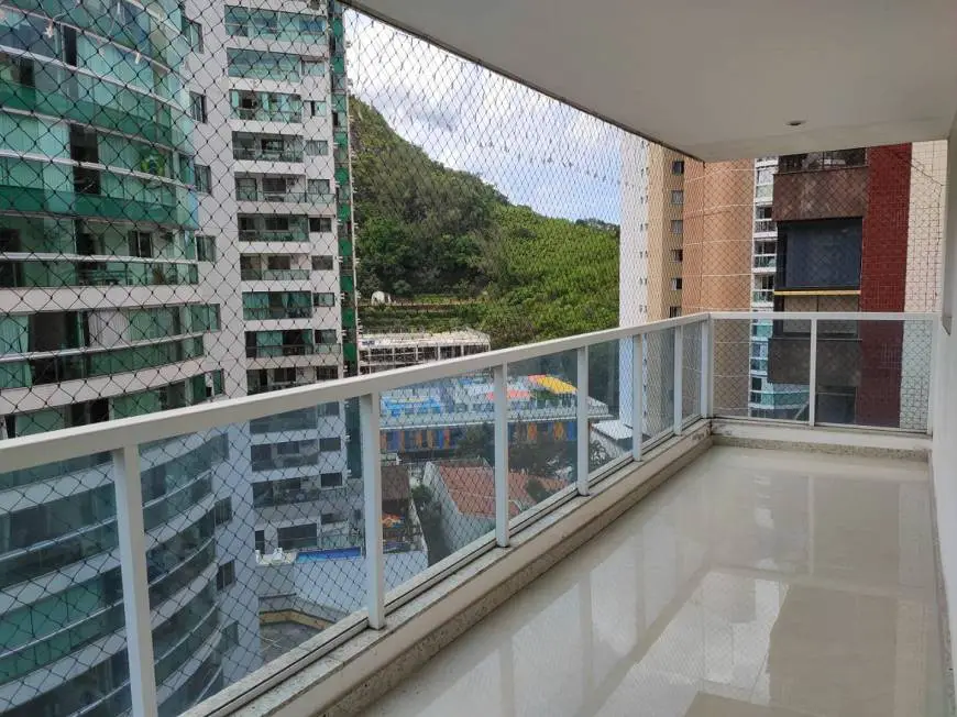 Foto 1 de Apartamento com 4 Quartos à venda, 150m² em Praia da Costa, Vila Velha