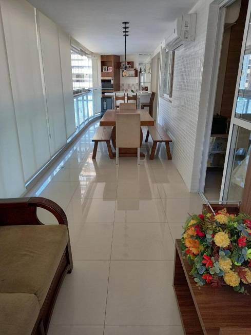 Foto 1 de Apartamento com 4 Quartos à venda, 168m² em Praia da Costa, Vila Velha