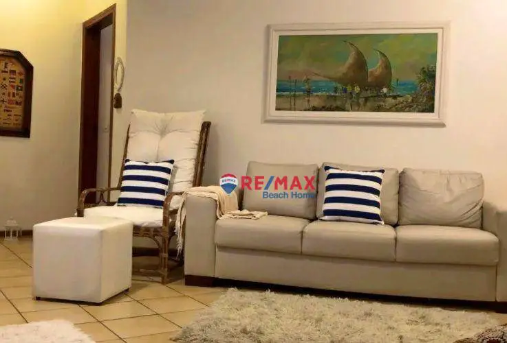 Foto 1 de Apartamento com 4 Quartos para venda ou aluguel, 106m² em Praia das Pitangueiras, Guarujá