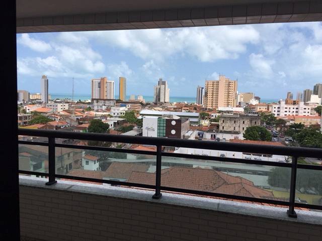 Foto 5 de Apartamento com 4 Quartos à venda, 114m² em Praia de Iracema, Fortaleza