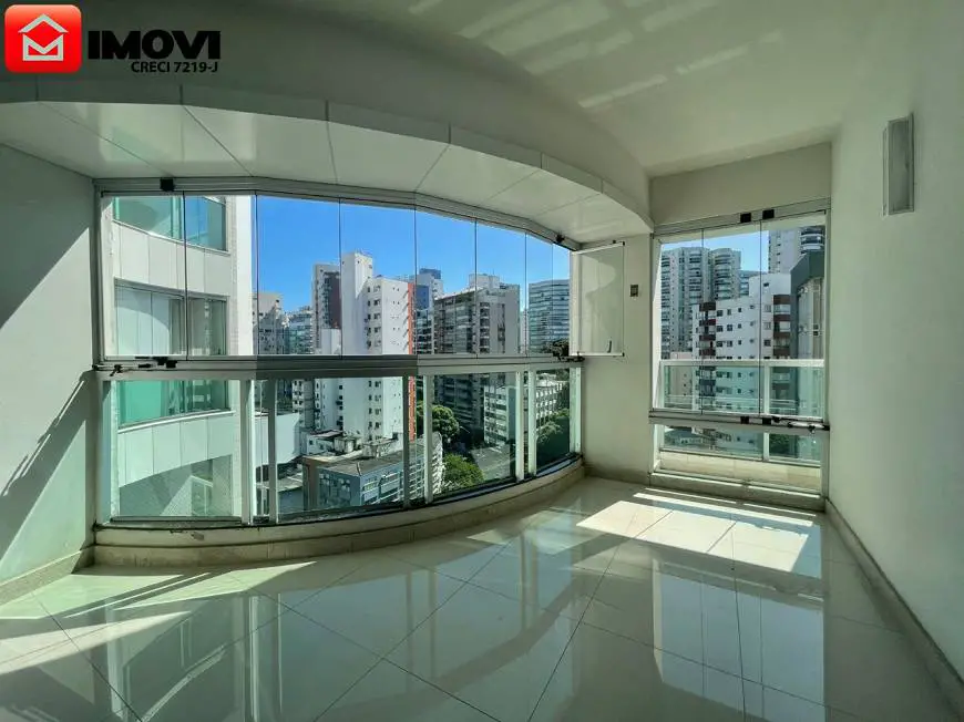 Foto 1 de Apartamento com 4 Quartos para alugar, 140m² em Praia do Canto, Vitória