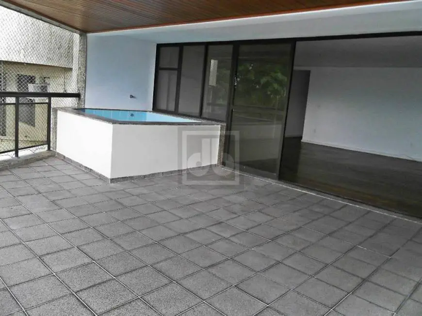 Foto 4 de Apartamento com 4 Quartos à venda, 200m² em Recreio Dos Bandeirantes, Rio de Janeiro