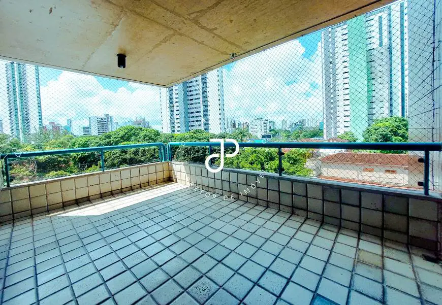 Foto 2 de Apartamento com 4 Quartos à venda, 265m² em Santana, Recife