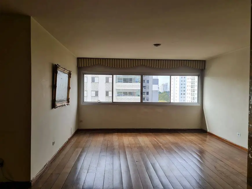 Foto 3 de Apartamento com 4 Quartos para alugar, 173m² em Santo Amaro, São Paulo