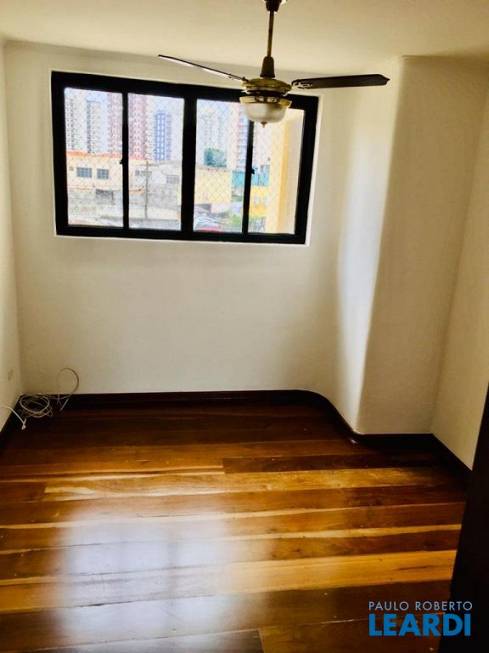 Foto 3 de Apartamento com 4 Quartos para venda ou aluguel, 220m² em Saúde, São Paulo