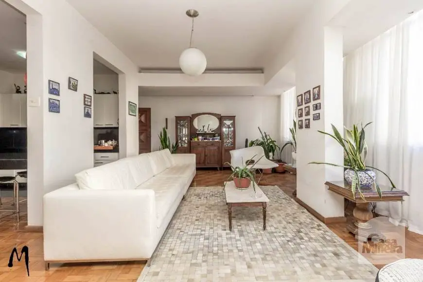 Foto 1 de Apartamento com 4 Quartos à venda, 180m² em Savassi, Belo Horizonte