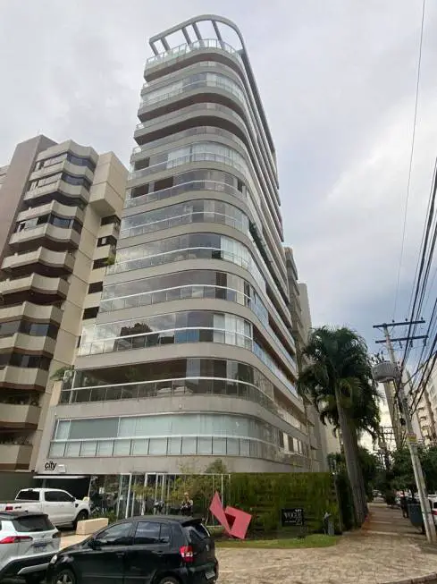 Foto 1 de Apartamento com 4 Quartos à venda, 254m² em Setor Bueno, Goiânia