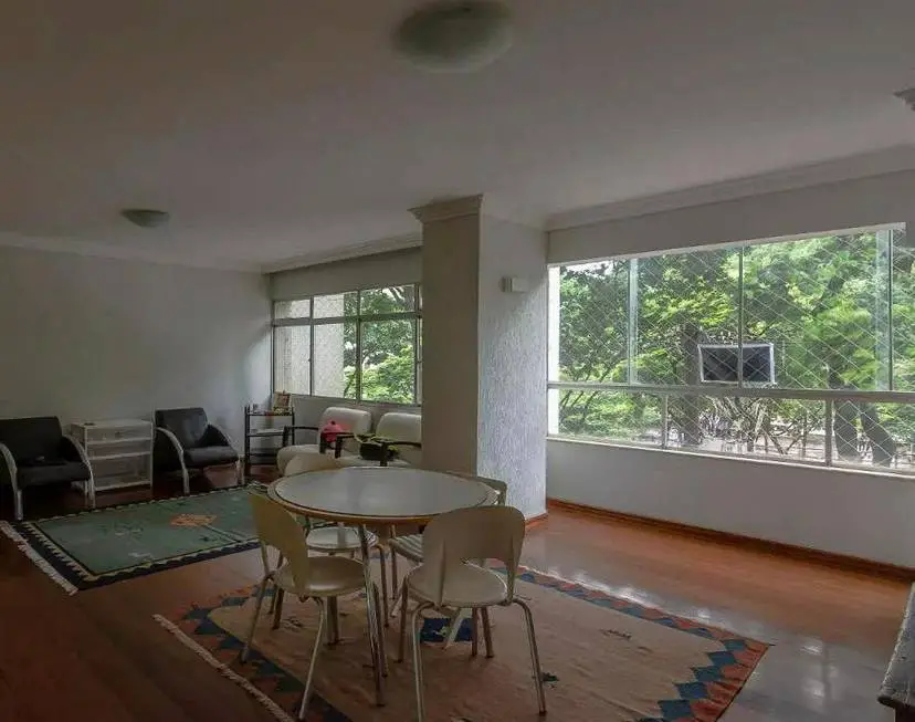 Foto 1 de Apartamento com 4 Quartos para alugar, 100m² em Sion, Belo Horizonte
