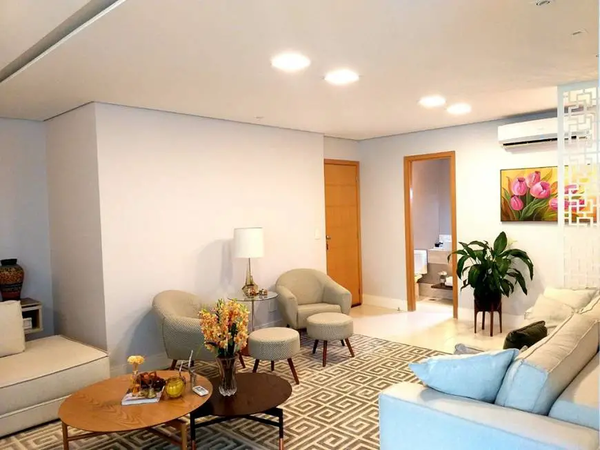 Foto 2 de Apartamento com 4 Quartos à venda, 186m² em Sul, Brasília