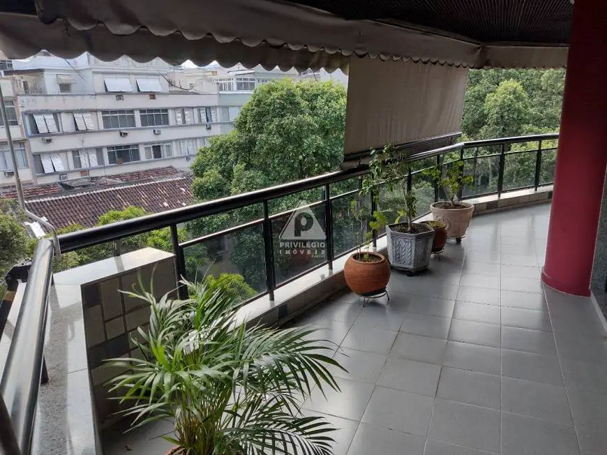 Foto 1 de Apartamento com 4 Quartos à venda, 280m² em Tijuca, Rio de Janeiro