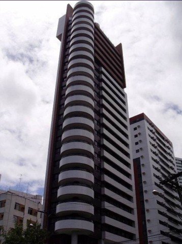 Foto 3 de Apartamento com 4 Quartos à venda, 187m² em Torre, Recife