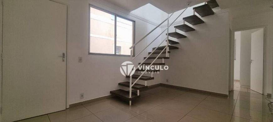 Foto 2 de Apartamento com 4 Quartos para alugar, 61m² em Universitário, Uberaba