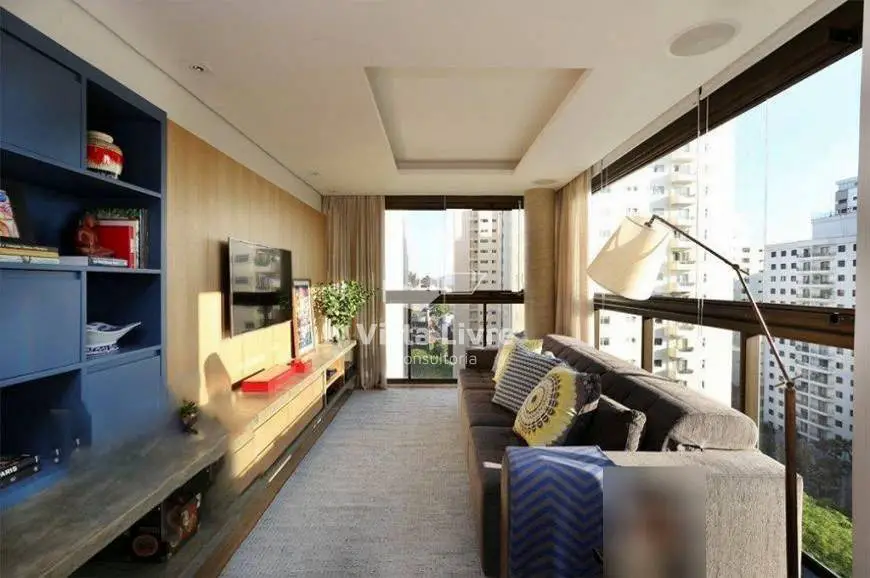 Foto 2 de Apartamento com 4 Quartos à venda, 222m² em Vila Madalena, São Paulo