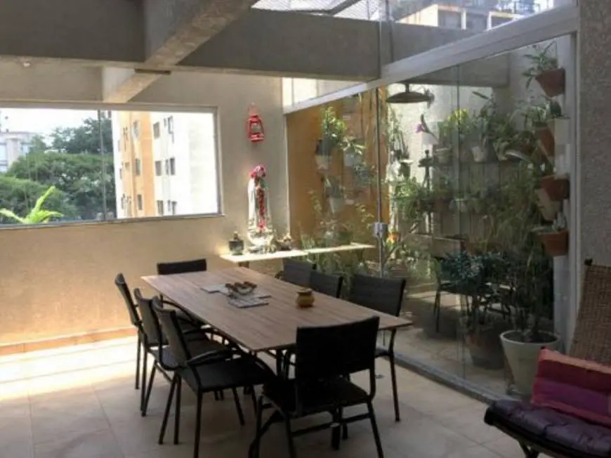 Foto 4 de Apartamento com 4 Quartos à venda, 238m² em Vila Madalena, São Paulo