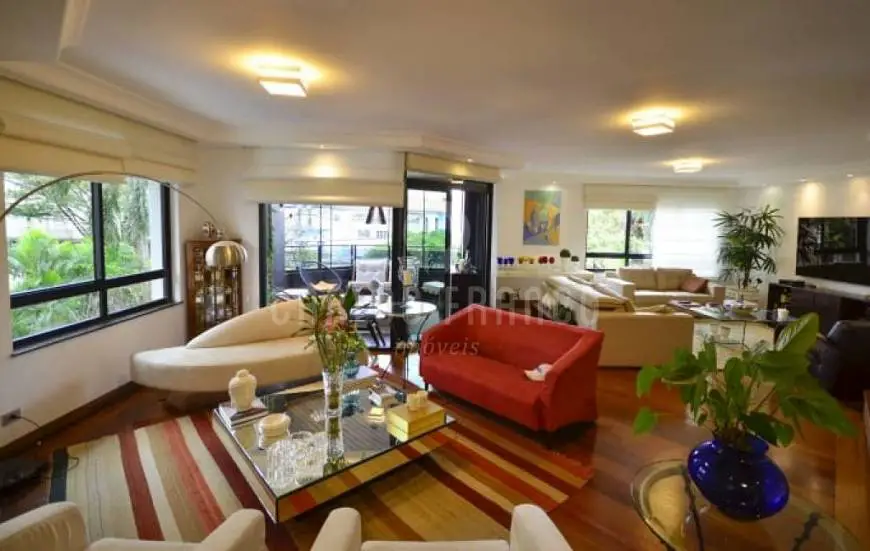 Foto 1 de Apartamento com 4 Quartos à venda, 290m² em Vila Madalena, São Paulo