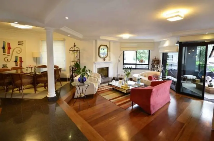 Foto 2 de Apartamento com 4 Quartos à venda, 290m² em Vila Madalena, São Paulo