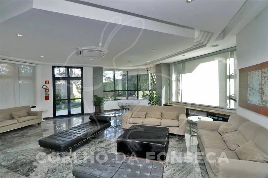 Foto 2 de Apartamento com 4 Quartos à venda, 360m² em Vila Madalena, São Paulo