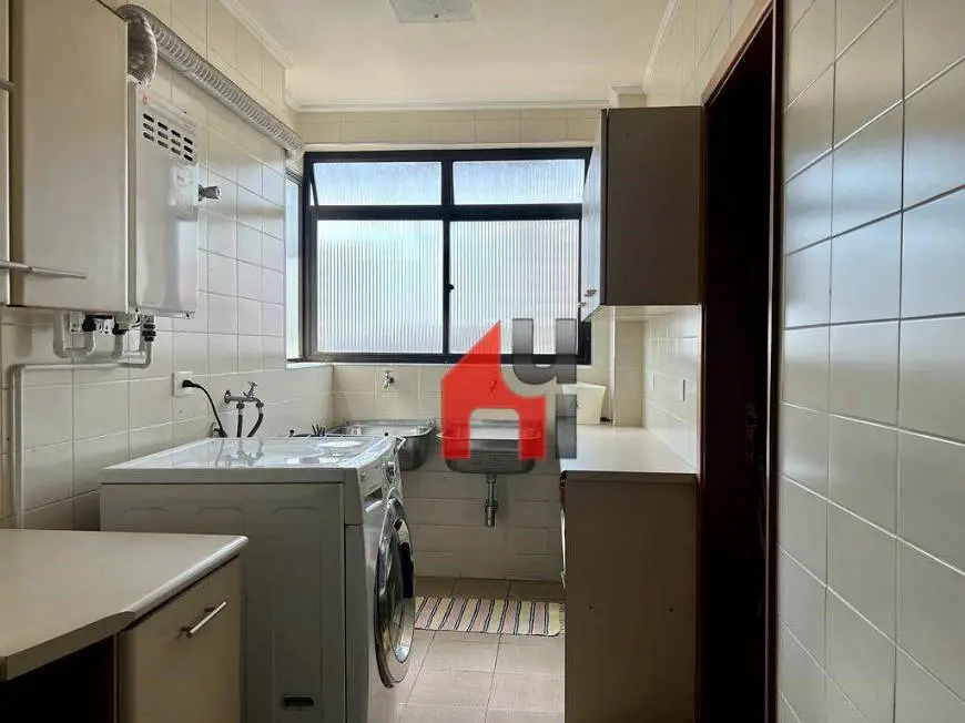 Foto 3 de Apartamento com 4 Quartos para alugar, 220m² em Vila Mariana, São Paulo