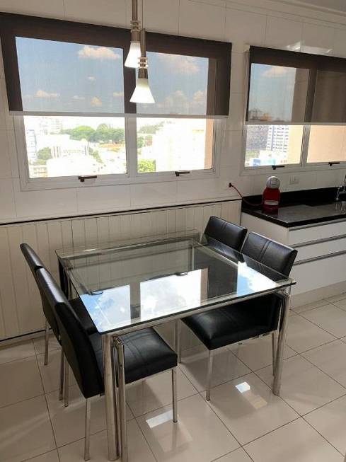 Foto 5 de Apartamento com 4 Quartos à venda, 222m² em Vila Mariana, São Paulo
