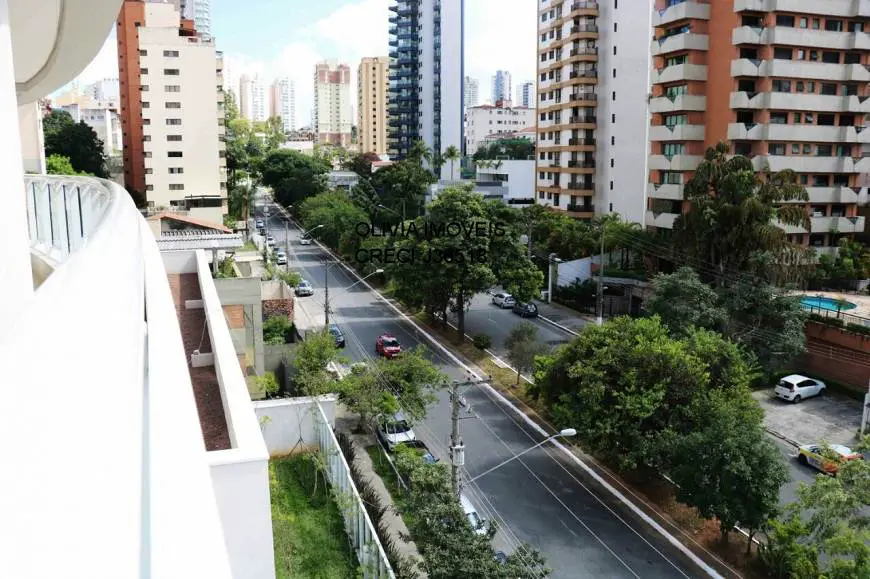 Foto 5 de Apartamento com 4 Quartos à venda, 254m² em Vila Mariana, São Paulo
