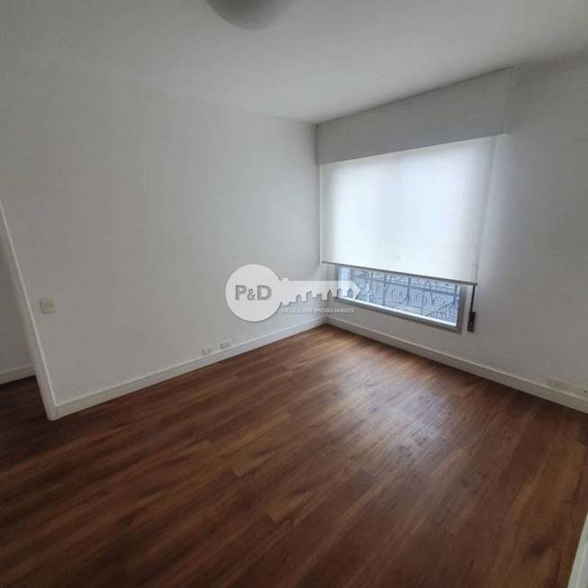 Foto 4 de Apartamento com 4 Quartos para alugar, 150m² em Vila Nova Conceição, São Paulo