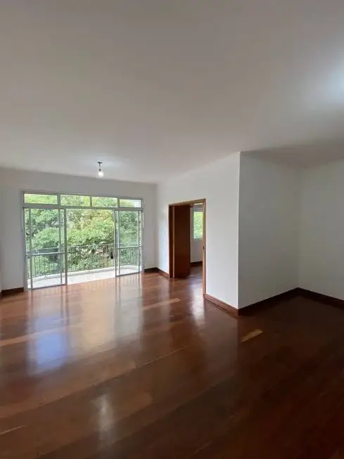 Foto 2 de Apartamento com 4 Quartos para alugar, 160m² em Vila Nova Conceição, São Paulo