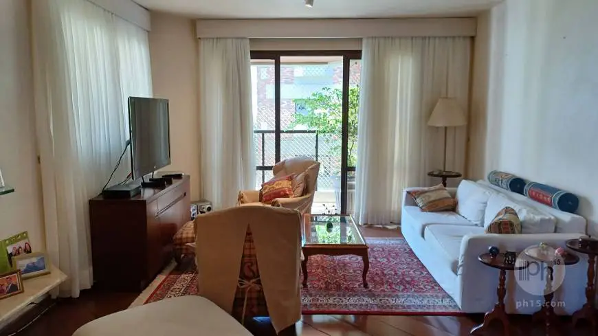 Foto 1 de Apartamento com 4 Quartos à venda, 207m² em Vila Nova Conceição, São Paulo