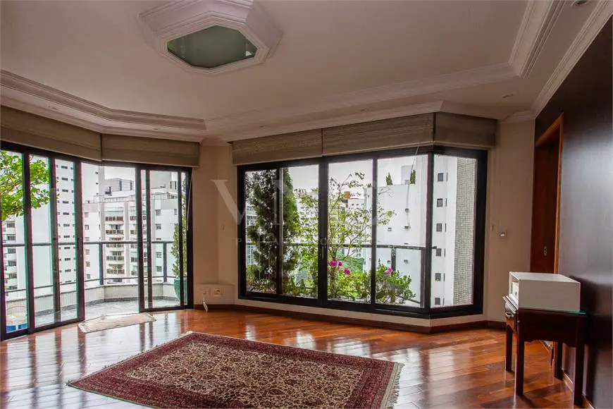 Foto 1 de Apartamento com 4 Quartos à venda, 300m² em Vila Nova Conceição, São Paulo