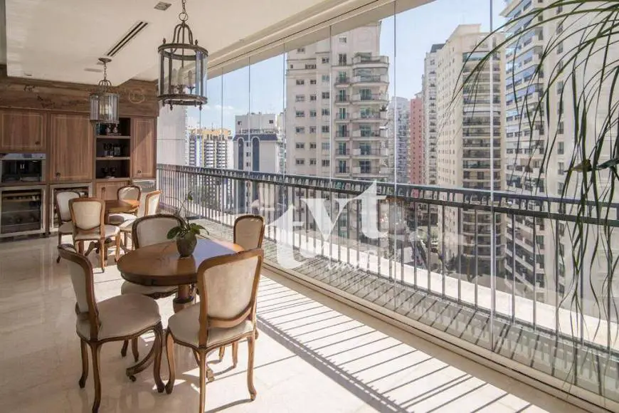 Foto 1 de Apartamento com 4 Quartos à venda, 470m² em Vila Nova Conceição, São Paulo